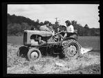 Farm Femmes Tractor