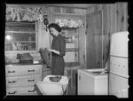 Handicapped Homemaker Project, Mrs. Seaman