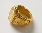 Physical object: P. T. Barnum's gold ring (side view 2)