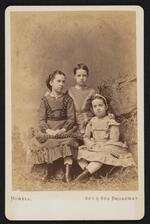 Photograph: Barnum granddaughters Helen, Carrie, and Julia Hurd as children