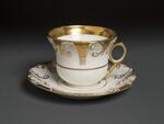 Dinnerware: Tea cup and saucer
